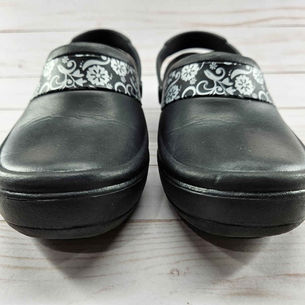 Crocs Mercy‎ Slip Resistant Work Clogs Womens Size 5 Black Silver Floral 10876 - Picture 4 of 12